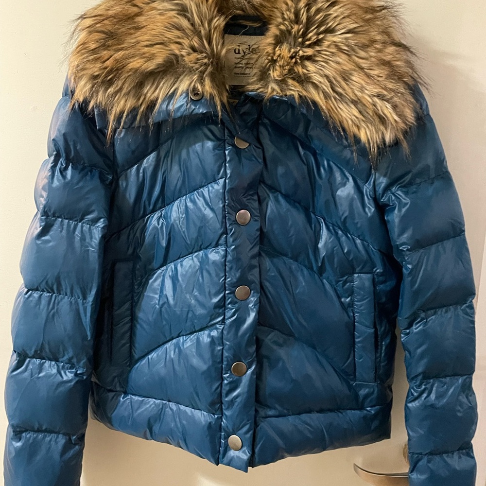 Jacket - Picture 8 of 12